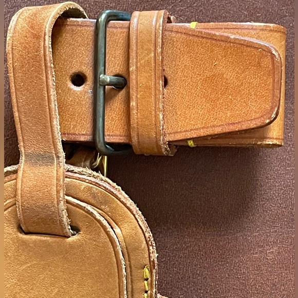 100% Authentic, Louis Vuitton, Vachetta Luggage Tag & Poignant Set,Preloved 😻💖 - Picture 8 of 15